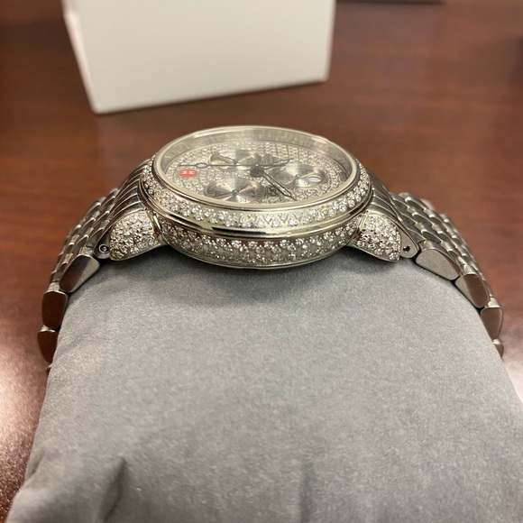 🔴Sold🔴Michele CSX-36 Chronograph 71-3711 Pave - Picture 5 of 8